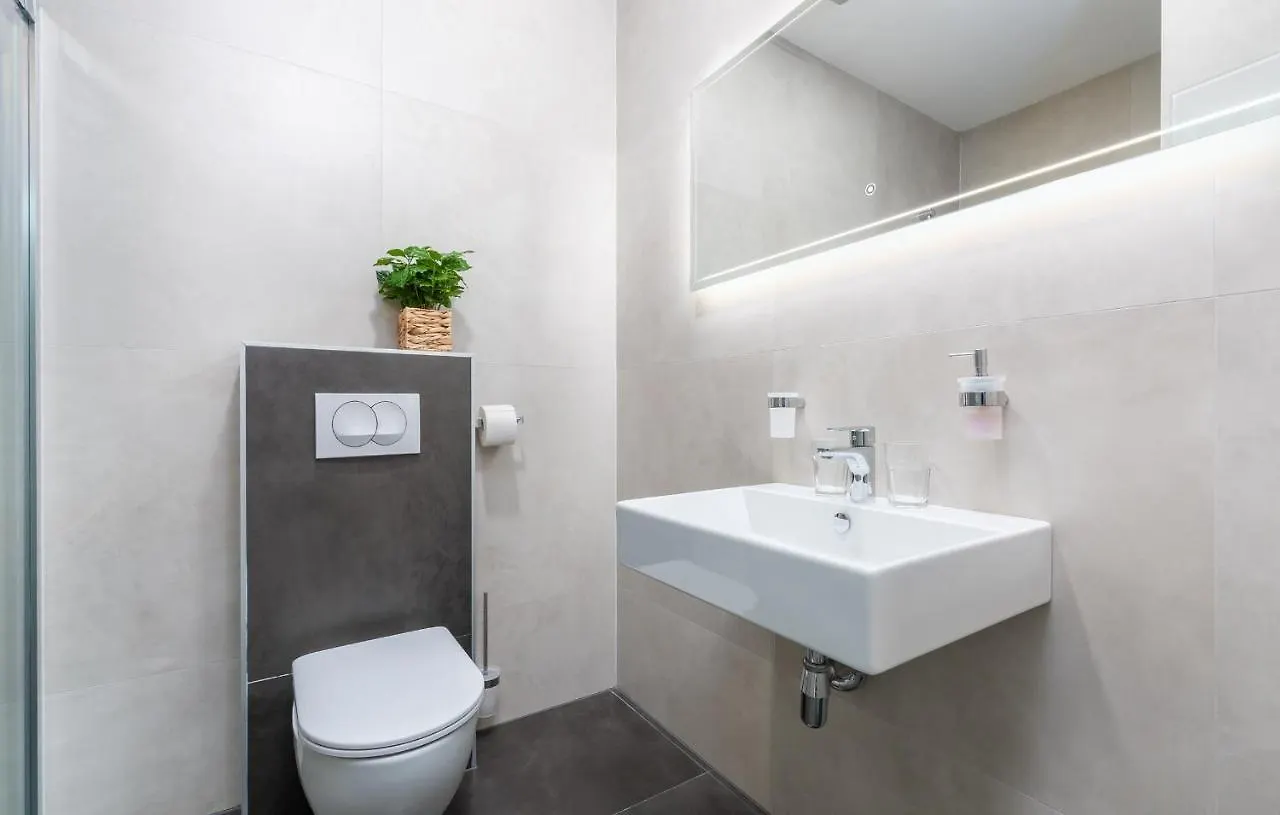 Residence Center B&B Materada 포레치 0*,